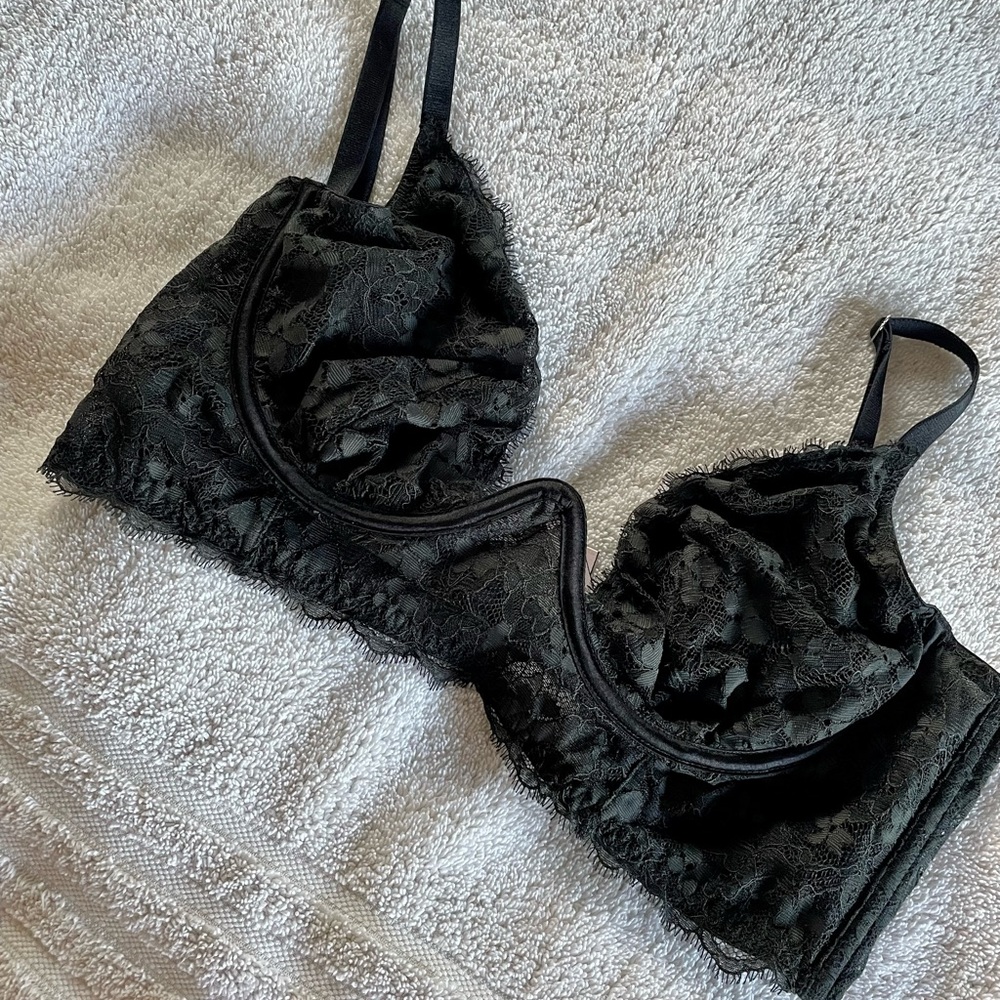 Never Worn! Victoria’s Secret Dream Angels Bra, Black Lace, 36D